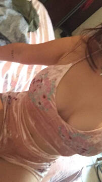 Public Photo of Ela_23