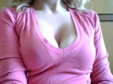 Public Photo of Chantal_82